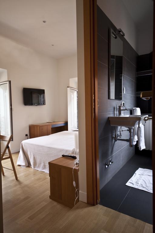 Tourist House B&B Рим Номер фото